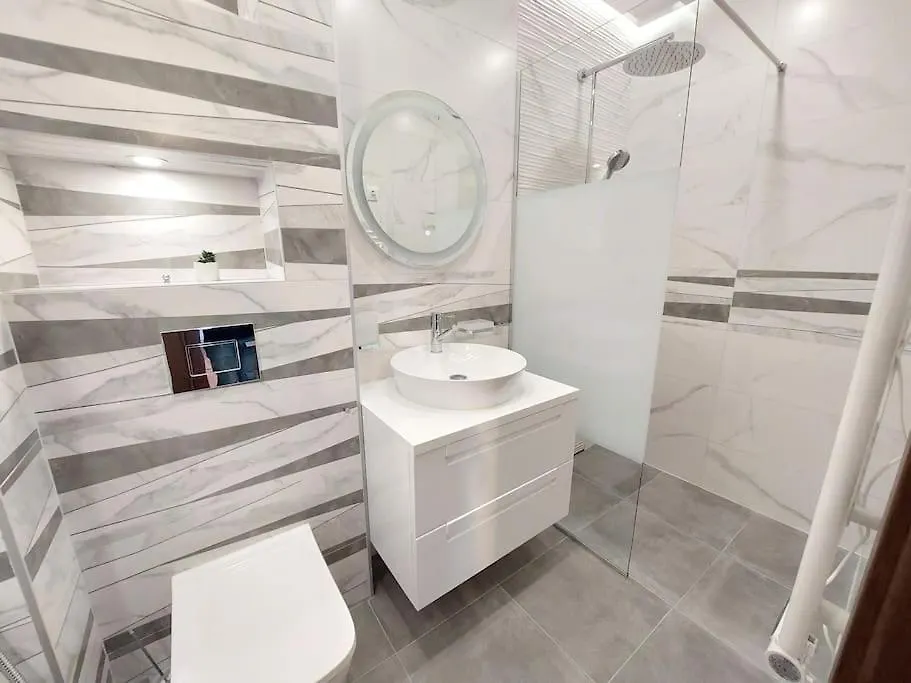 Elegance Estate - Free Parking Apartment Varna