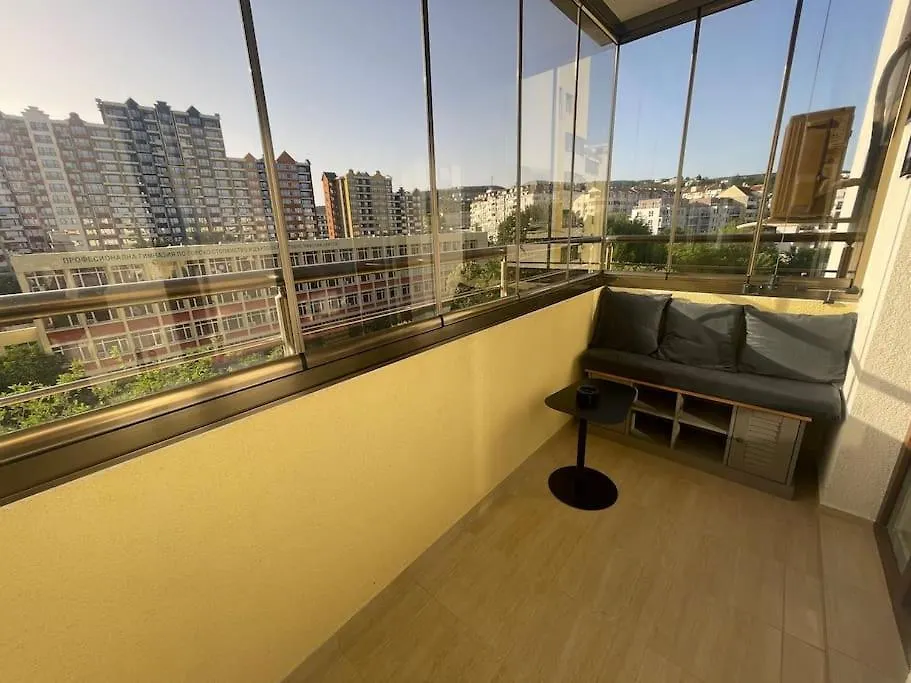 Elegance Estate - Free Parking Apartman Várna Bulgária