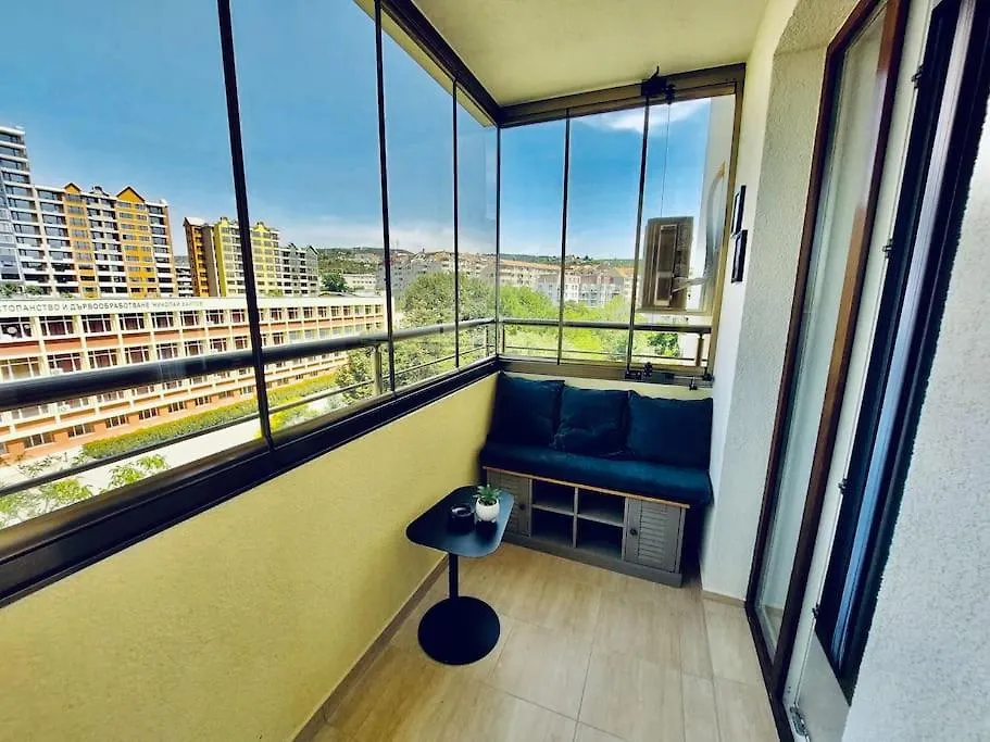 Elegance Estate - Free Parking Apartman Várna Bulgária